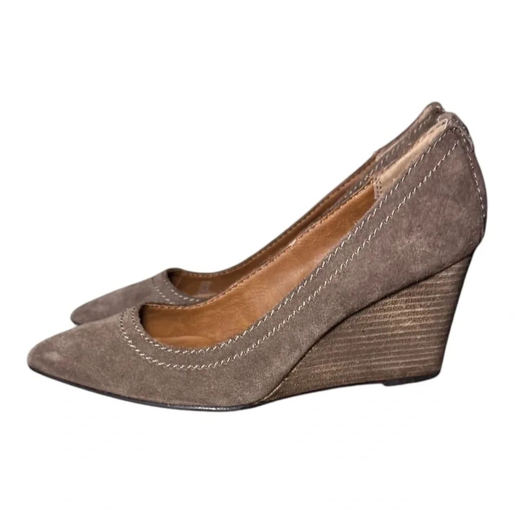 CALVIN KLEIN Women's Tan Suede Barbie Wedges Size 10